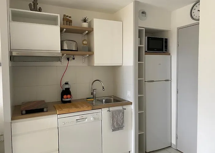 En Privee, Face A La Avec Acces Direct Apartman