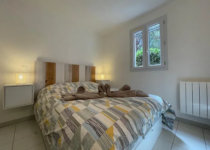 En Privee, Face A La Avec Acces Direct Apartman *