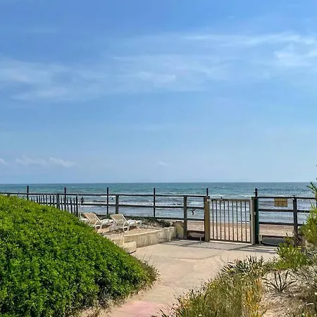 Apartmán En Privee, Face A La Avec Acces Direct Hyères