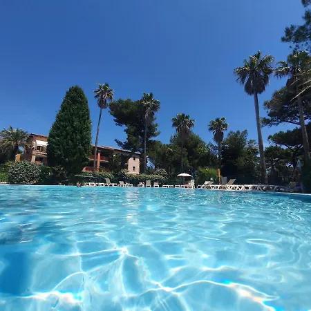 Apartament En Privee, Cote Avec Acces Direct *