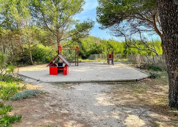 En Privee, Face A La Avec Acces Direct Hyères